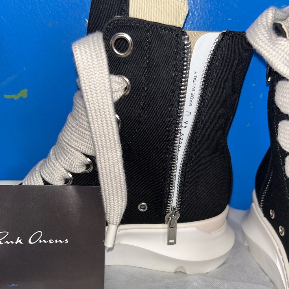 Rick Owens High Top DRKSHDW Fogachine
Cotton Denim Megalace Abstract.